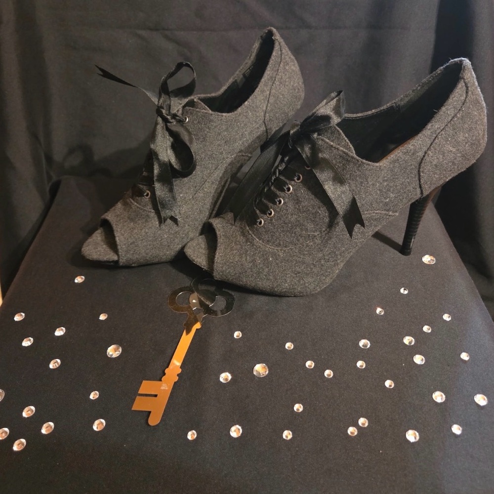 LC Lauren Conrad Charcoal Heels with Lace-Up Detail